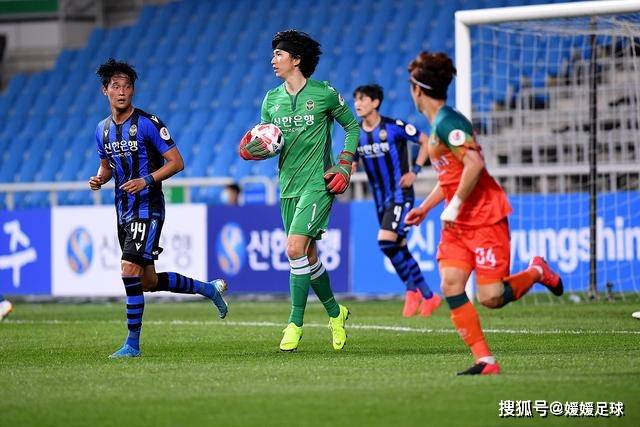 瓦伦西亚俱乐部任命希内尔负责医疗事务